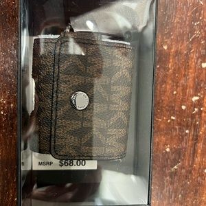 AirPods case Michael kors